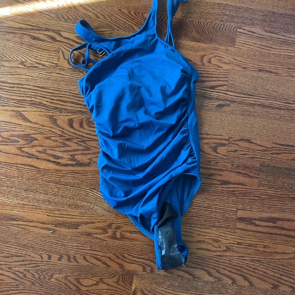 ⚡️NWT⚡️Magicsuit Danika Halter Swimsuit - Picture 15 of 16